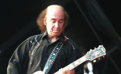 Erkin Koray Hayatını Kaybetti